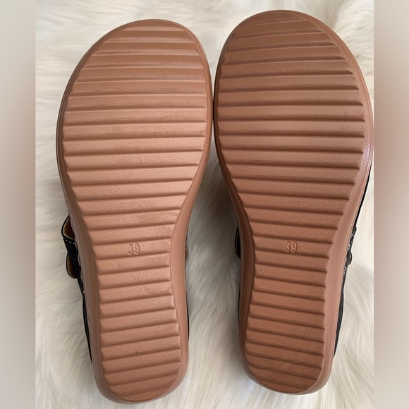 Black and Tan Women's Wedge Sandals EU39 - Picture 6 of 8